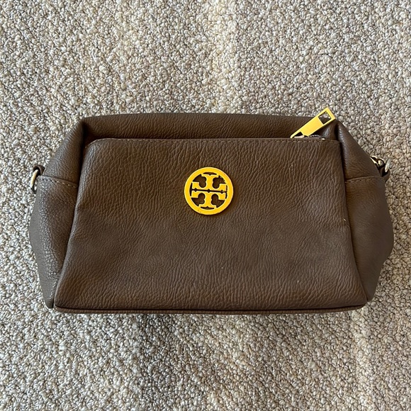 Tory Burch Handbags - Tory Burch Taupe Bag